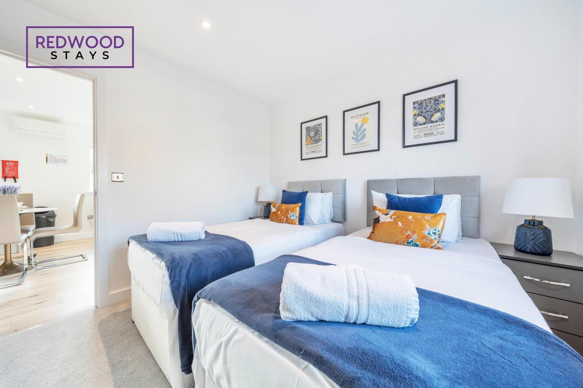 Modern Serviced Apartments For Contractors & Families With Free Parking, Wifi & Netflix By Redwood Stays Basingstoke Esterno foto