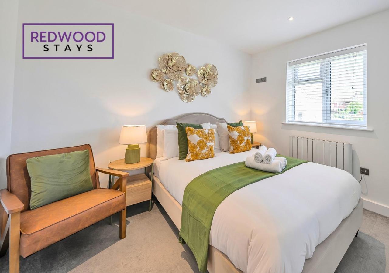 Modern Serviced Apartments For Contractors & Families With Free Parking, Wifi & Netflix By Redwood Stays Basingstoke Esterno foto