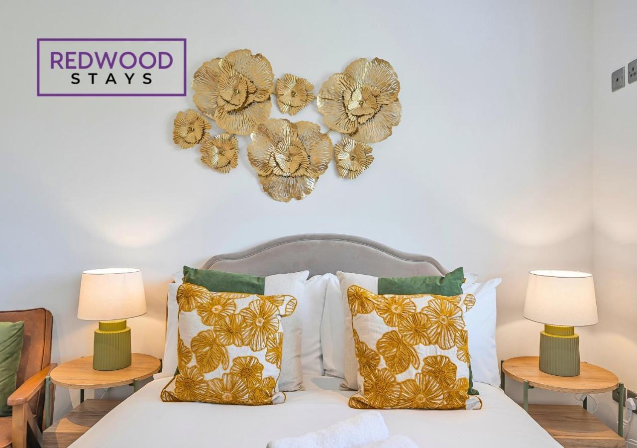 Modern Serviced Apartments For Contractors & Families With Free Parking, Wifi & Netflix By Redwood Stays Basingstoke Esterno foto